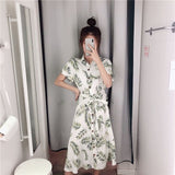 The long dress of the retro dress  2019 shows the skinny shirt dress college style